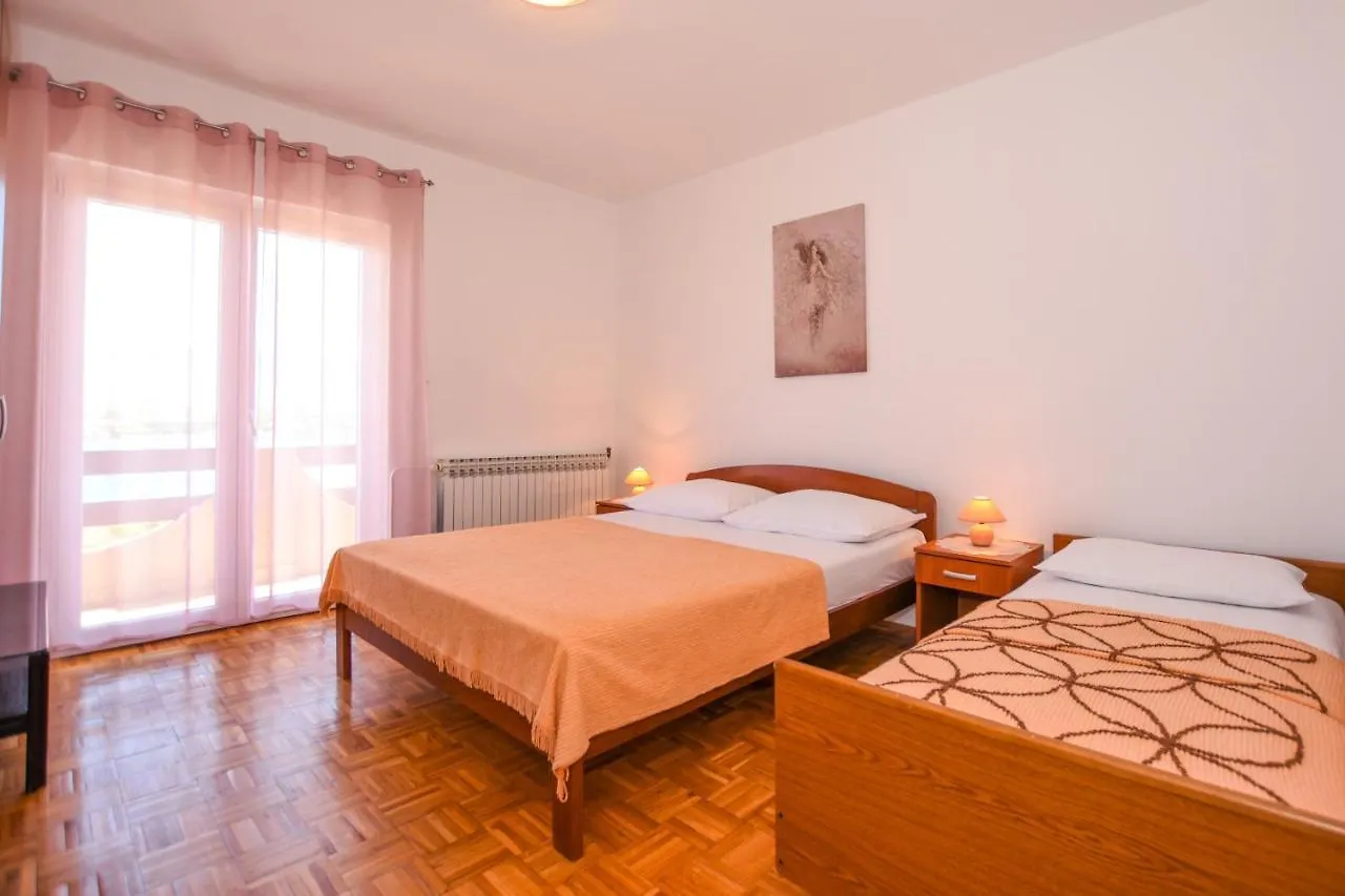 Apartmani Marija Ljubica Pag Town Apartament