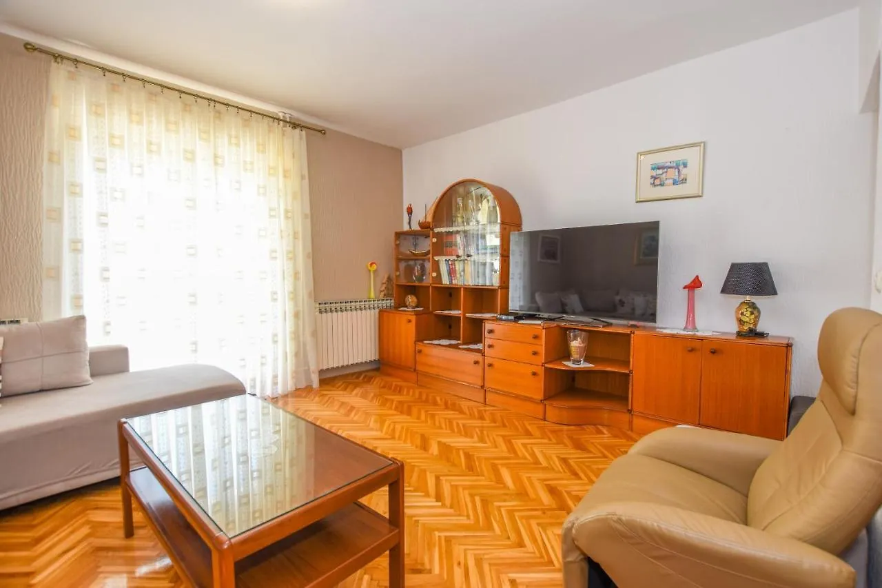 Apartmani Marija Ljubica Pag Town 0*,  Chorwacja